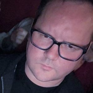 Meet your Posher, Cory